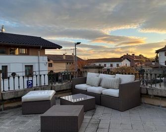 Hotel Casa Azcona - Pamplona - Balcó