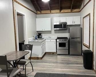 Appalachian Hideaways Cabin #2 - Williamson