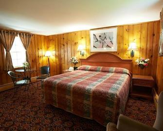 Lantern House Motel - Great Barrington - Schlafzimmer