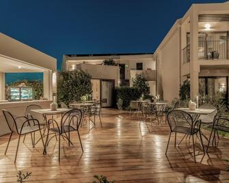 New Beach Hotel - Tsilivi - Terasa