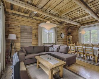 Iisakki Village - Kuusamo - Living room