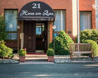 Hotel Haus am Zoo - Dusseldorf - Varanda