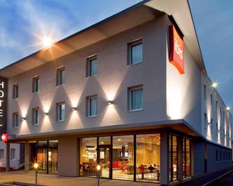 ibis Clermont-Ferrand Nord Riom - Riom - Bâtiment