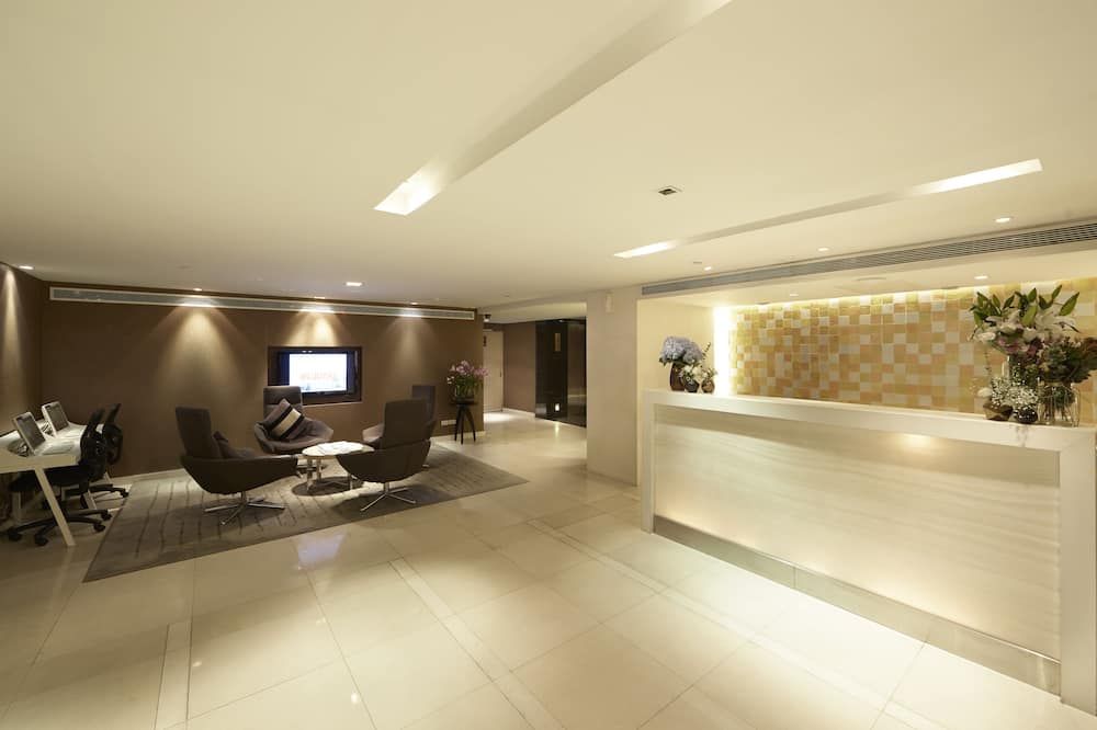 سورا ريزورت آند سويتس سوكومفيت