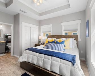 Salty Beach Bungalow - Mexico Beach - Habitación