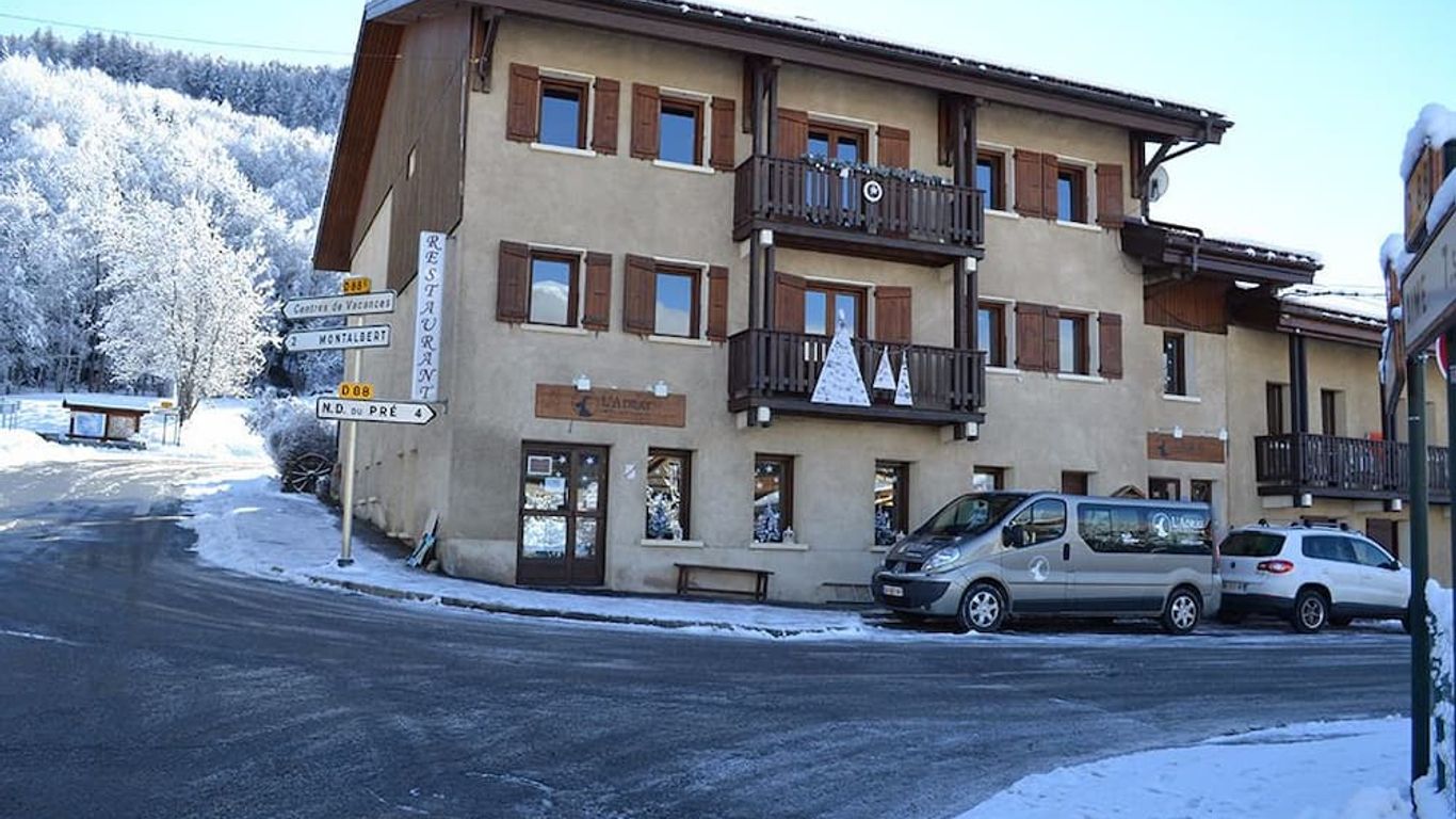 Hôtel et Appart'Hôtel Restaurant L'Adray