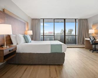 Highliner Plaza Hotel & Conference Centre - Prince Rupert - Bedroom