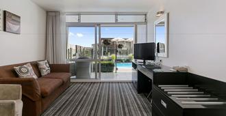 The Reef Resort - Taupo - Living room