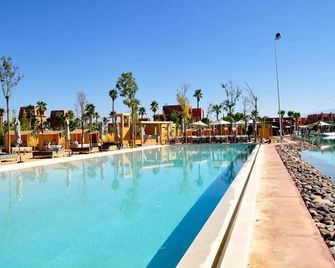 Luxury Villa For Rental In The Jardins De L'atlas Golf Resort In Marrakech - Sidi Abdellah Ghiat - Piscine