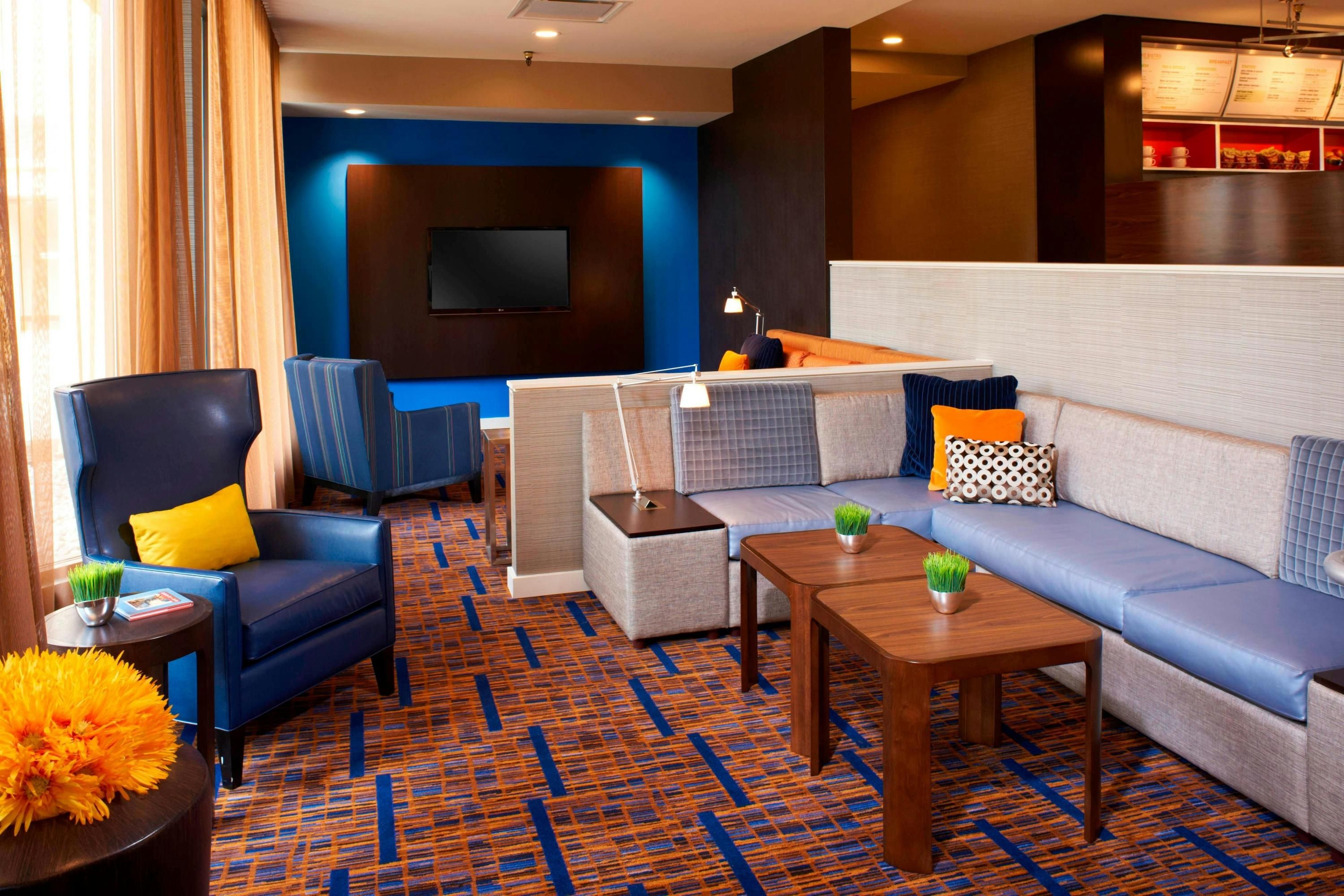 Courtyard by Marriott Chicago Deerfield - Deerfield - Lounge