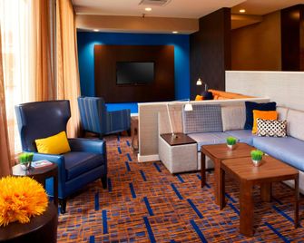 Courtyard by Marriott Chicago Deerfield - Deerfield - Lounge