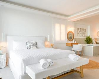 Achillion Luxury Corfu Villa - Perama - Schlafzimmer