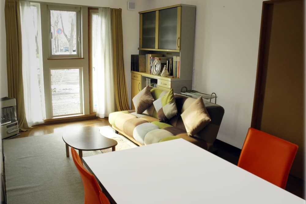 جست هاوس أنابيل