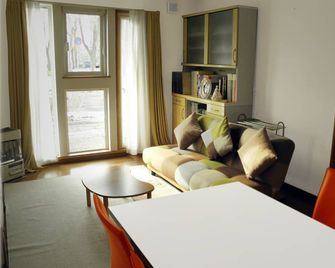 Guesthouse Annabel - Хакодате - Їдальня