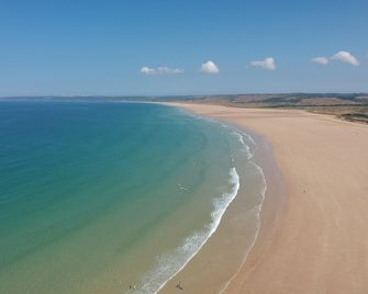 Studio In Manor House With Sea View - Les Pieux - Playa
