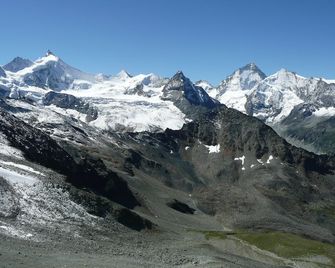 Family chalet with a fantastic view - Anniviers - Bâtiment