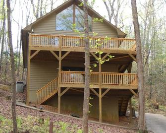Hideaway Chalet at Lake Hiwassee Bear Paw - Murphy - Schlafzimmer