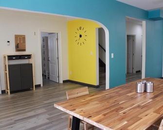 8th and Ardmore - Los Angeles