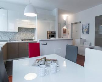 Italianway - Tagiura 8 - Milano - Cucina