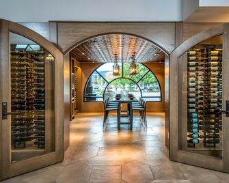 Delta Hotels by Marriott Grand Okanagan Resort - Kelowna - Comedor