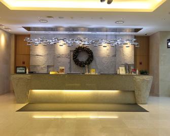 Tmark Hotel Myeongdong - Seoul - Front desk