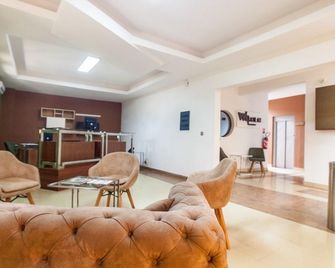 Wakola Hotel Cheikh Anta Diop - Dakar - Sala de estar