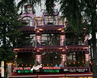 Antika Hotel - Batumi - Building