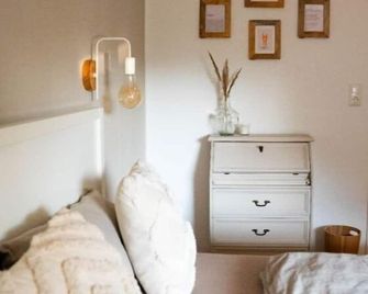 Schlaf-Scheune auf Islandpferdehof im Grünen - Steinau an der Straße - Room amenity