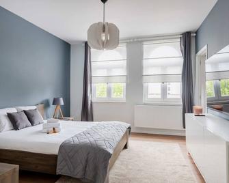 Evere Eu Residence - One Bedroom Apartment, Sleeps 4 - Brussels