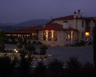 Lozitsi - Veria - Gebouw