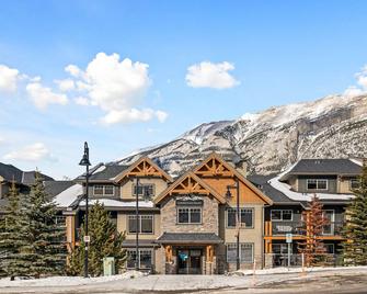 3 Bedroom Rocky Mountain Retreat - Dead Man's Flats - Edificio