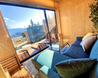 Dot Glamping - Fujikawaguchiko - Pokój dzienny