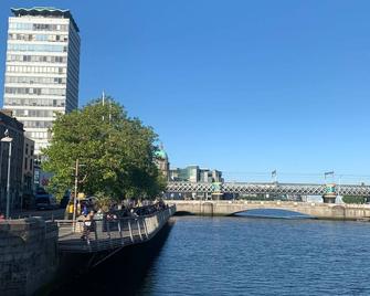 Eden Quay Guesthouse Private Rooms - Dublin