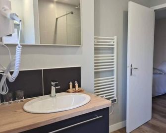 Bleu Outremer - Saint-Cast-le-Guildo - Salle de bain