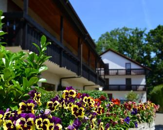 Hotel am Buchwald - Esslingen am Neckar - Edificio