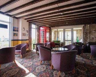 OYO Knowesgate Inn, Northumberland National Park - Newcastle upon Tyne - Lounge
