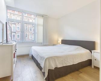 Luxurious And Cozy Apartment At The Westerpark - Ámsterdam - Habitación