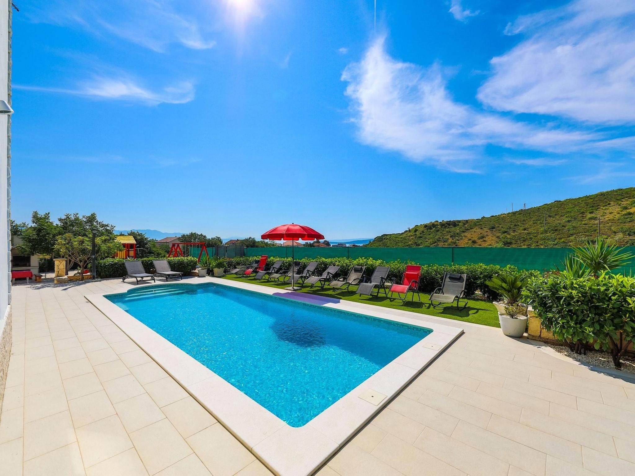 Scenic Elegant Trogir Villa with Pool - Five Bedroom Villa - Trogir - Piscine