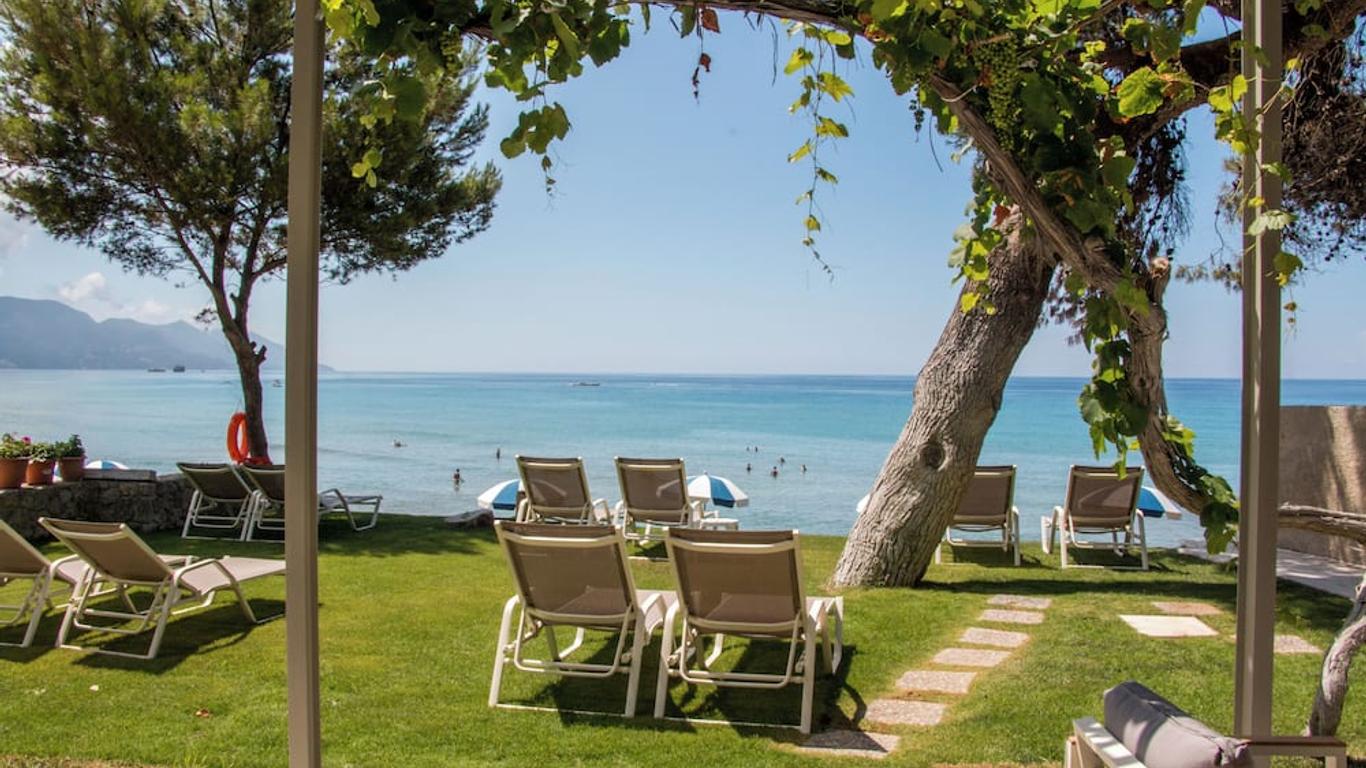 Glyfada Beach Hotel