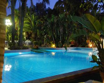 Garden Hotel - San Giovanni la Punta - Bazén