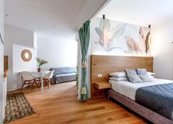 Fully furnished apartment-Treviso center - Treviso - Bedroom