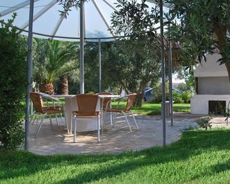 A cheerful family house in the Peloponnese - Paralio Astros - Patio