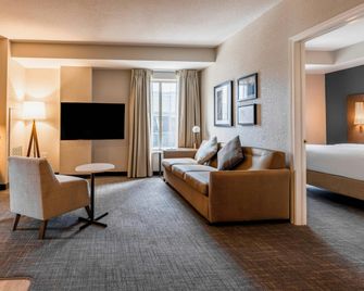 Residence Inn by Marriott Halifax Downtown - Halifax - Living room