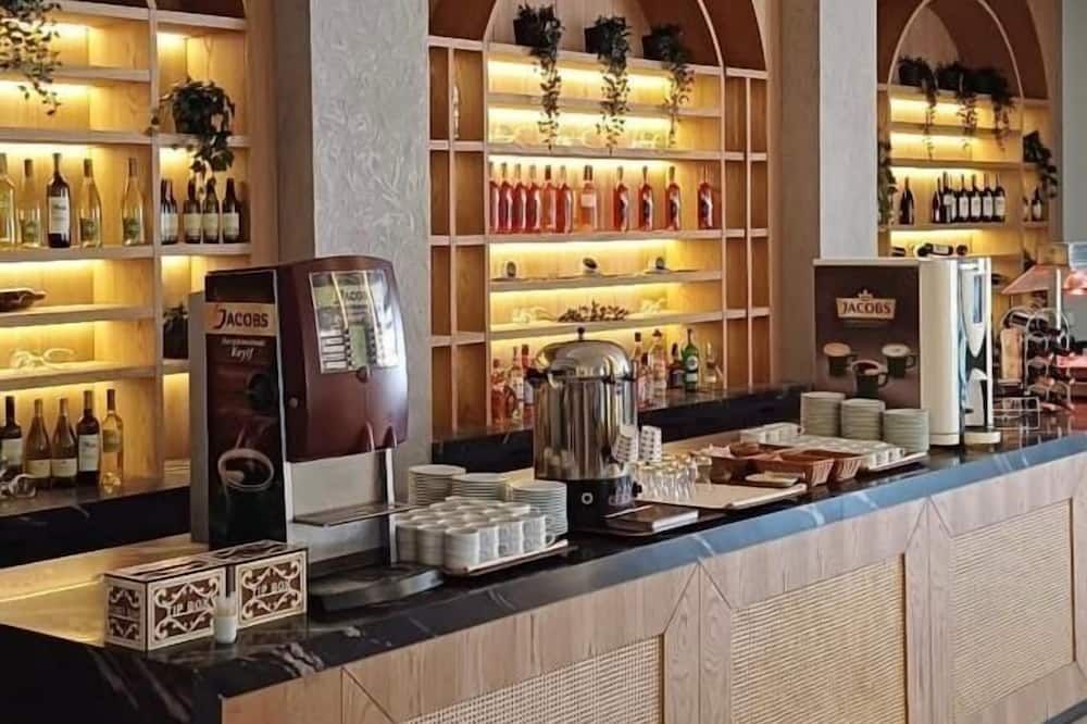 Babaylon Hotel - Cesme - Bar