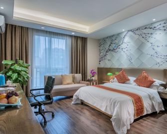 Saint-Tropez Home In Changsha - Changsha - Bedroom