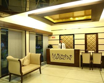 Hotel Park Inn - Chandigarh - Recepción