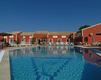 Haroula Apartments - Sidari - Pool