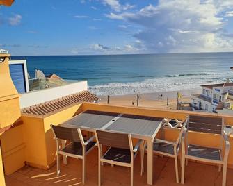 Beach House (Apt.) with private terrace in Burgau 6268/AL - Burgau - Varanda