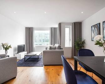 Pbc | One Bedroom Apartment With Balcony Jt4 - Londres - Sala de estar