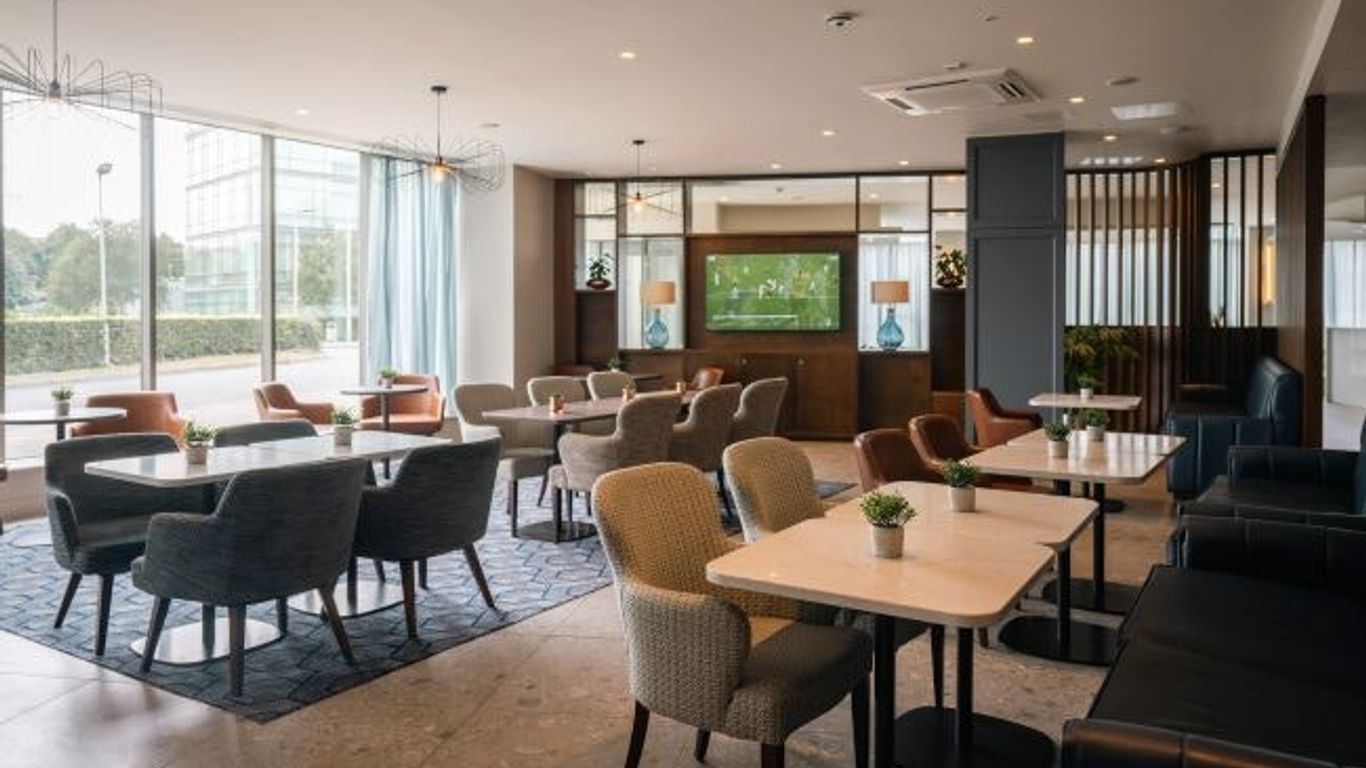 Aspect Hotel Park West